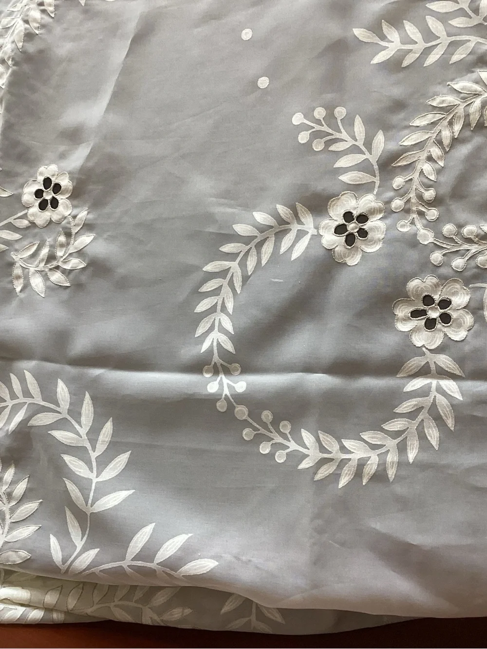 New 51” X  67” Off White Cotton Poly Sander Tablecloth Cut Work Embroidery